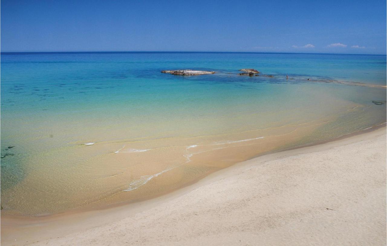 Trilo Beach 몬테나이 외부 사진